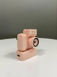 LLAVERO CAMARA CON TARJETA ROSADO