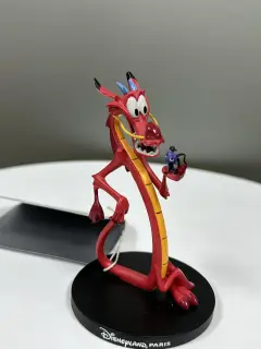 FIGURA MUSHU