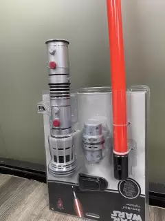 SABLE DE LUZ DARTH VADER (ROJO)