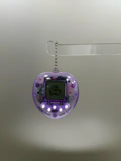 LLAVERO MASCOTA VIRTUAL HEART MORADA
