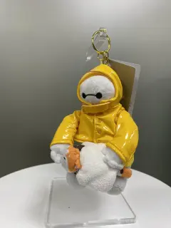 LLAVERO PELUCHE ( BAG CHARMS) BAYMAX PONCHO