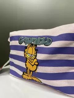 NECESER TELA GARFIELD