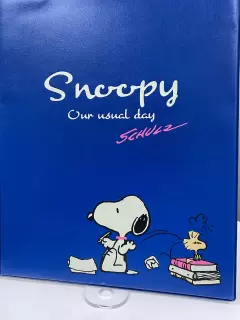 CARPETA CON GANCHO SNOOPY