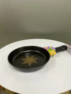 SARTEN RAPUNZEL NEGRO CON SONIDO