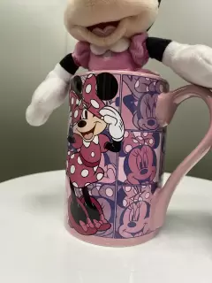 TAZA + PELUCHE MINNIE