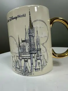 TAZA CASTILLO CENICIENTA
