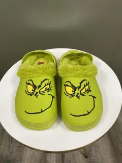 SANDALIAS TIPO CROCS GRINCH