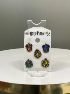 PIN MINI CASAS Y ESCUDO HOGWARTS
