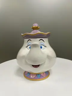 TETERA BELLA Y BESTIA