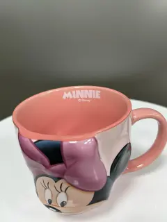 TAZA RELIEVE MINNIE 550 ML